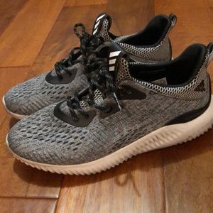 Women’s Adidas Alpha bounce running shoes
